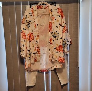 NWOT/ VIOLET + CLAIRE Kimono